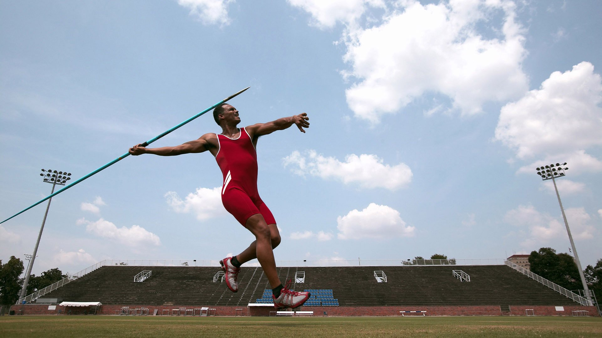 球迷热议:谁是本赛季最令人惊喜的新秀?,上赛季最佳新秀